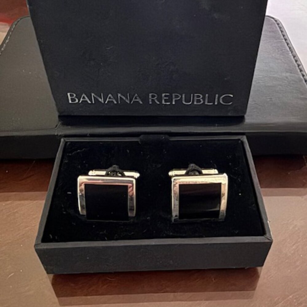 BANANA REPUBLIC men's enamel Cufflinks, New in Box